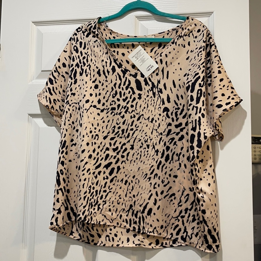 NWT Entro Animal Print
